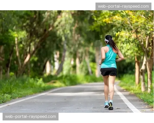 研究显示：规律山地骑行有助于缓解久坐办公人群的慢性背痛