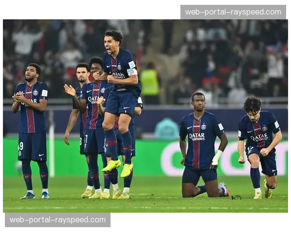 巴黎圣日耳曼对阵里尔，主队前场丢球后反抢数据亮眼